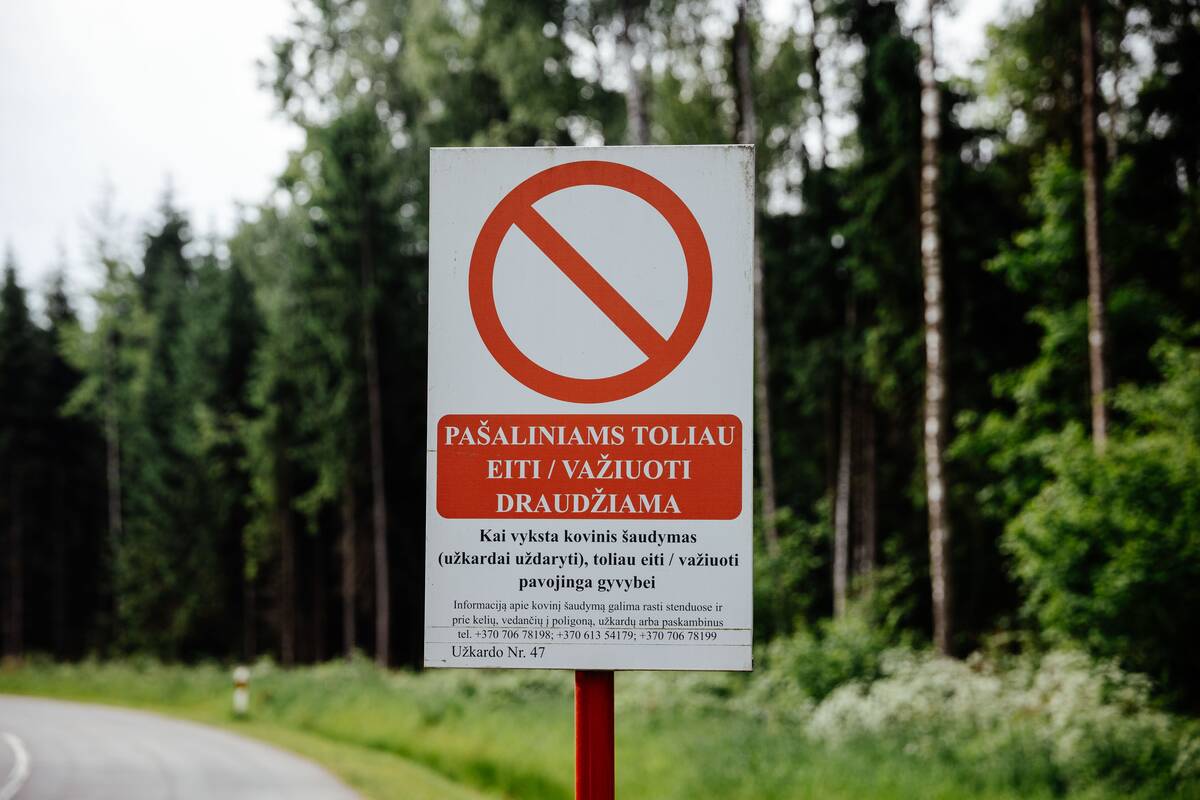  „Fegda“ įsipareigojo pertiesti kelio atkarpą, vedančią į Rūdininkų poligoną – pasirašyta sutartis