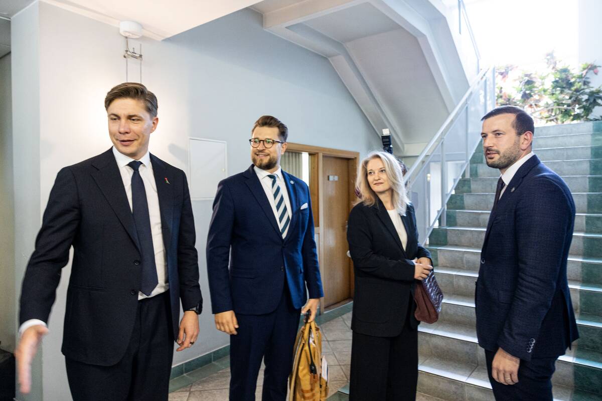 LSDP ir Demokratų sąjungos „Vardan Lietuvos“ atstovai susitiko dėl koalicijos sudarymo
