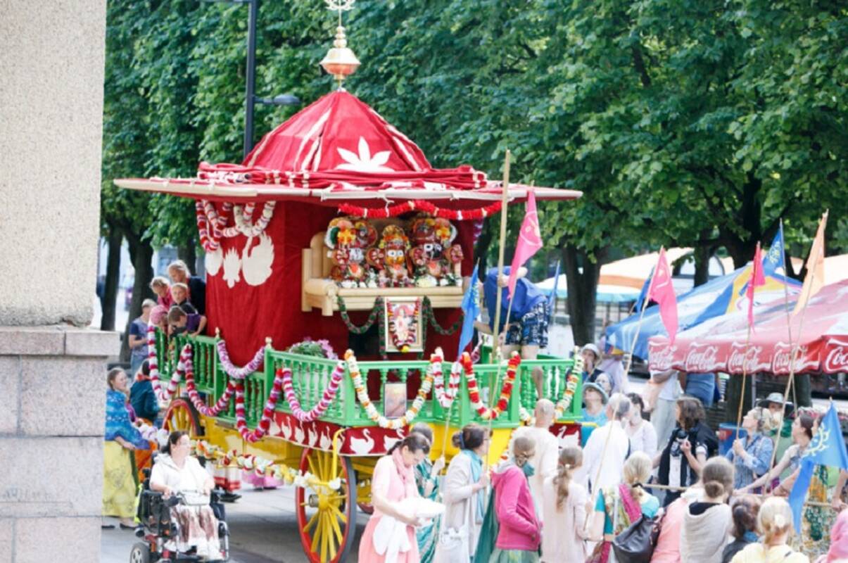 
<span>Vilniuje vyks spalvinga indų vasaros šventė Rathajatra</span>
