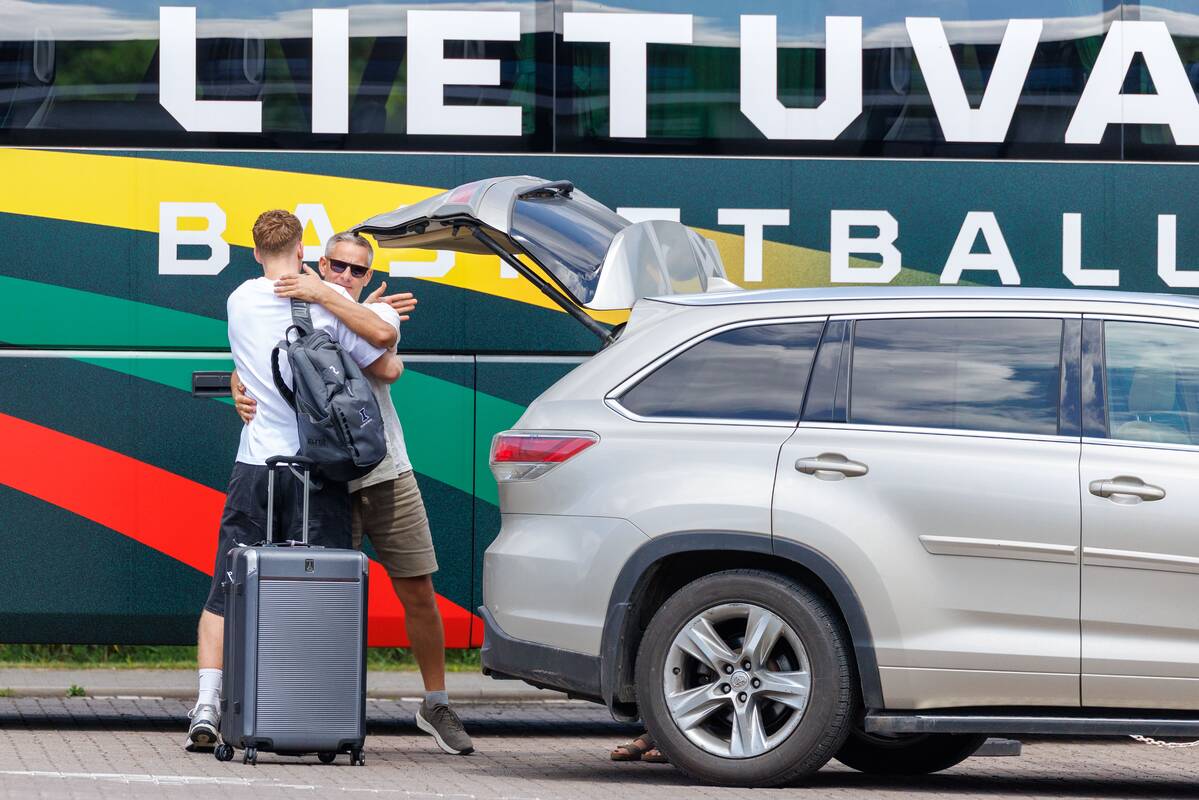 Lietuvos vyrų krepšinio rinktinė atvyko į stovyklą Birštone