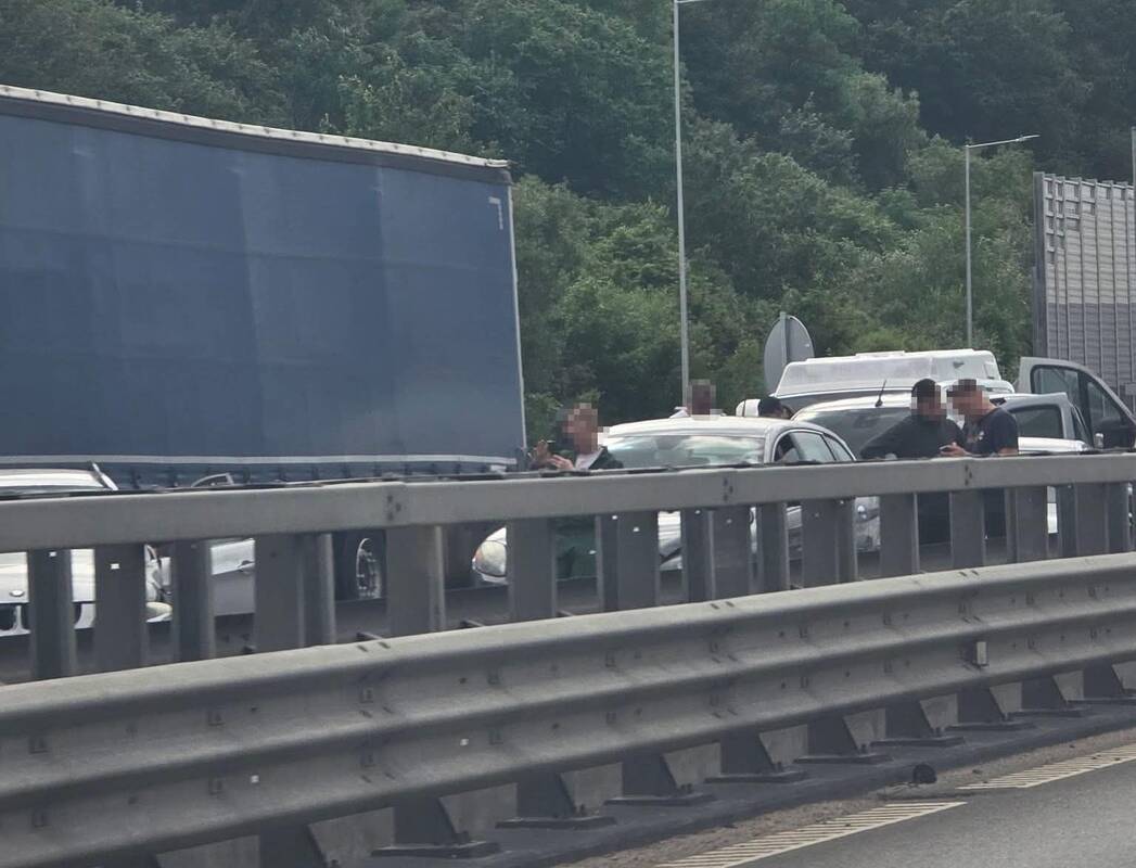 
<span>Prireiks kantrybės: prie „Megos“ – šešių automobilių avarija</span>
