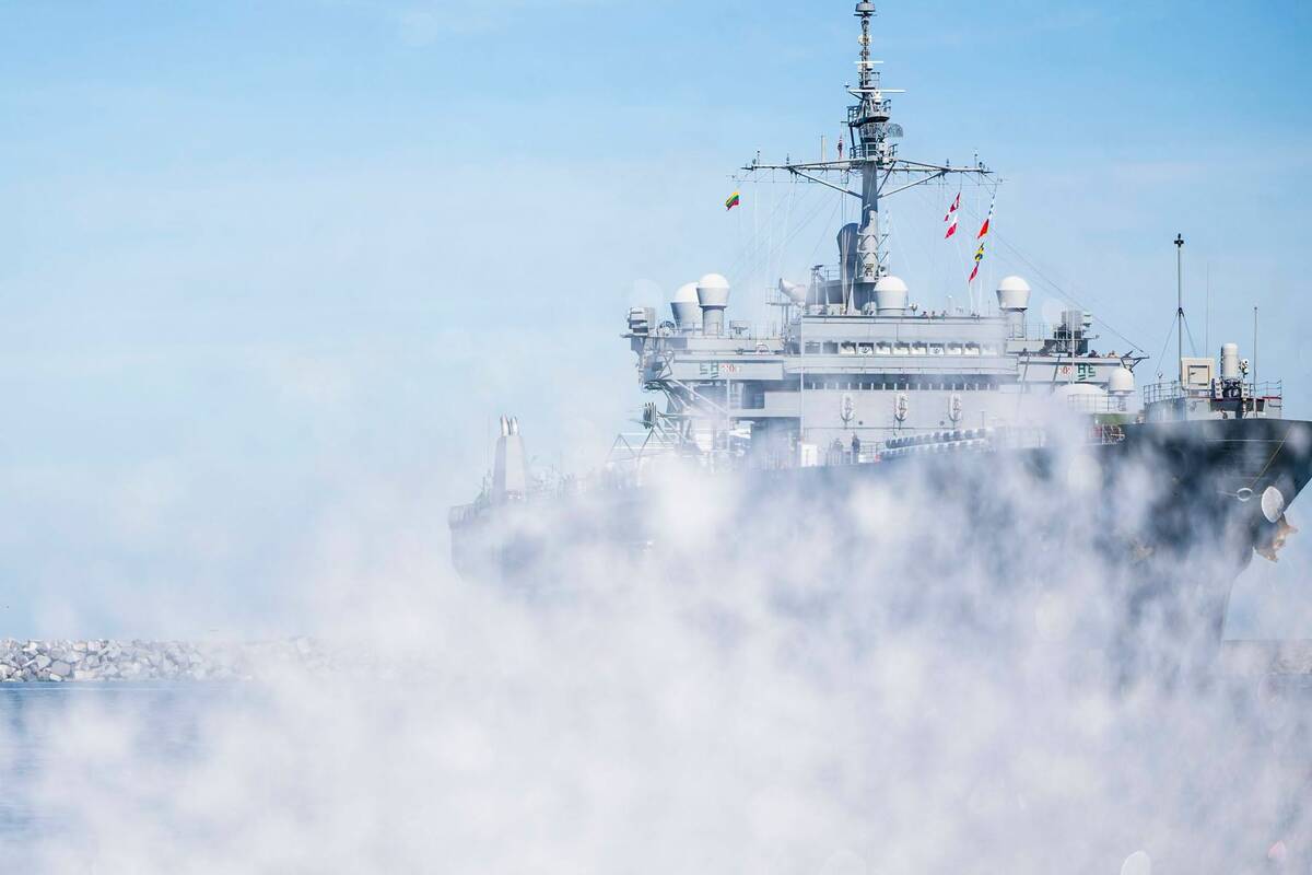 Į Klaipėdos uostą atplaukė JAV karinio jūrų laivyno laivas „USS Mount Whitney“