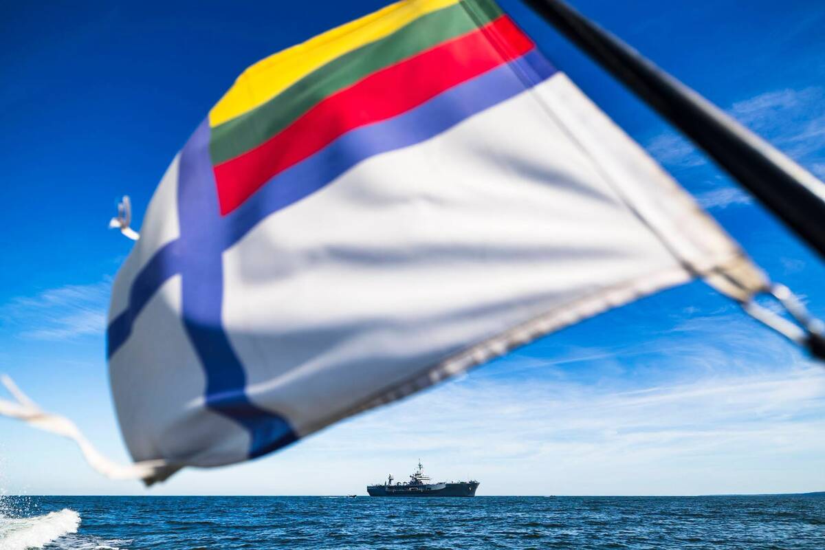 Į Klaipėdos uostą atplaukė JAV karinio jūrų laivyno laivas „USS Mount Whitney“
