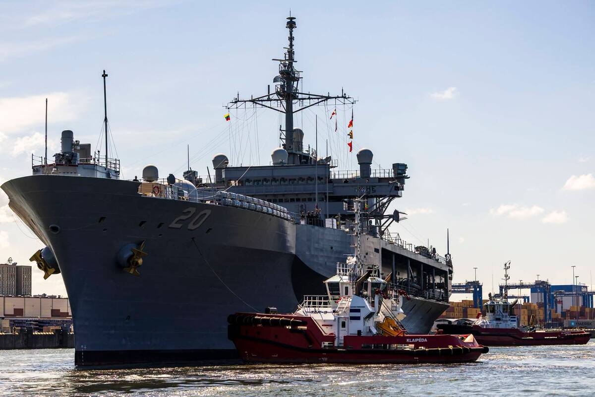Į Klaipėdos uostą atplaukė JAV karinio jūrų laivyno laivas „USS Mount Whitney“