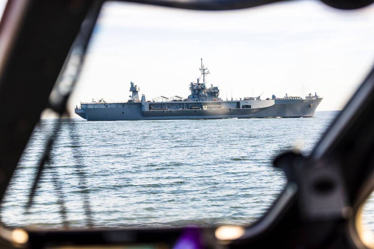 Į Klaipėdos uostą atplaukė JAV karinio jūrų laivyno laivas „USS Mount Whitney“