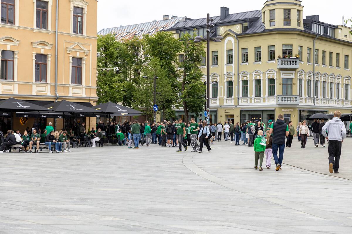 „Žalgirio“ sirgalių eisena