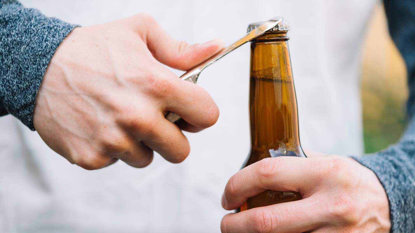 
<span>Alkoholio suvartojimas – mažiausias per dešimtmetį, tačiau medikai mato kitą grėsmę</span>
