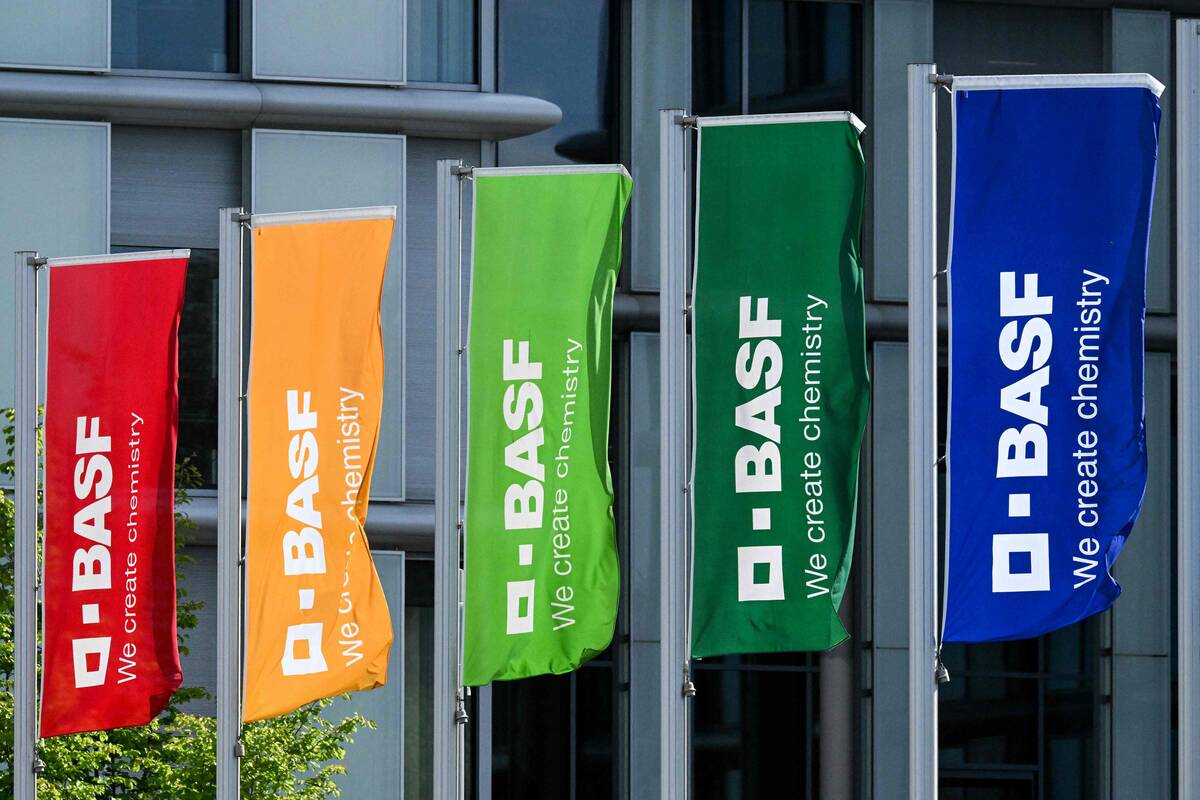 
<span>BASF ragina pertvarkyti ES taršos leidimų prekybos sistemą</span>
