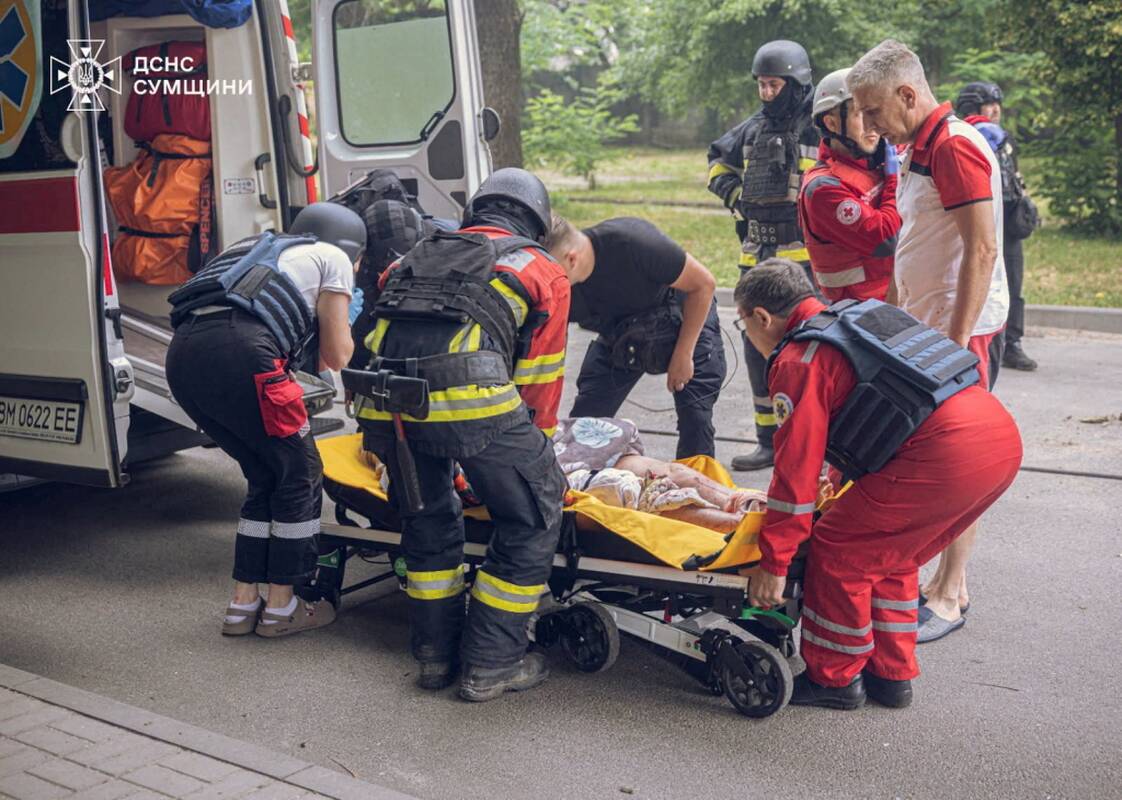 
<span>Per Rusijos smūgį Ukrainos sostinėje sužeisti mažiausiai 2 žmonės</span>
