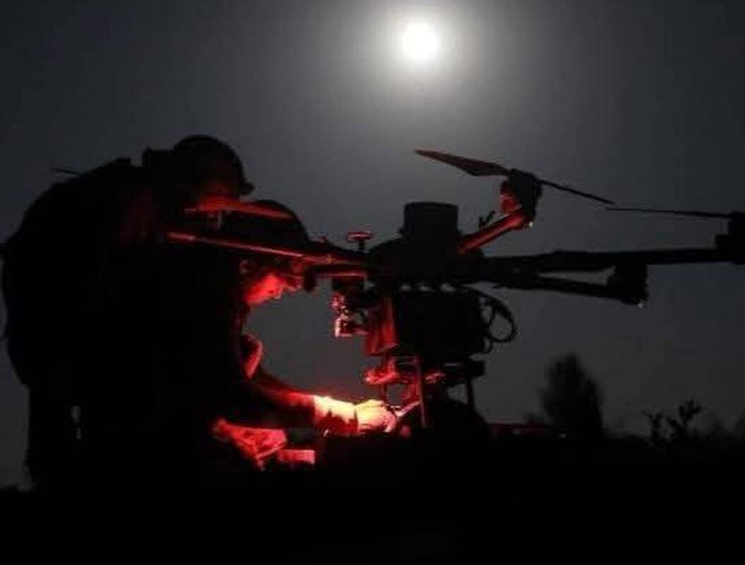 
<span>Ukrainos ekspertai konsultuos Latviją gynybos nuo dronų klausimais</span>
