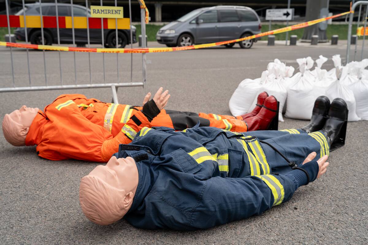 Pasiruošimas stipriausio ugniagesio gelbėtojo varžyboms