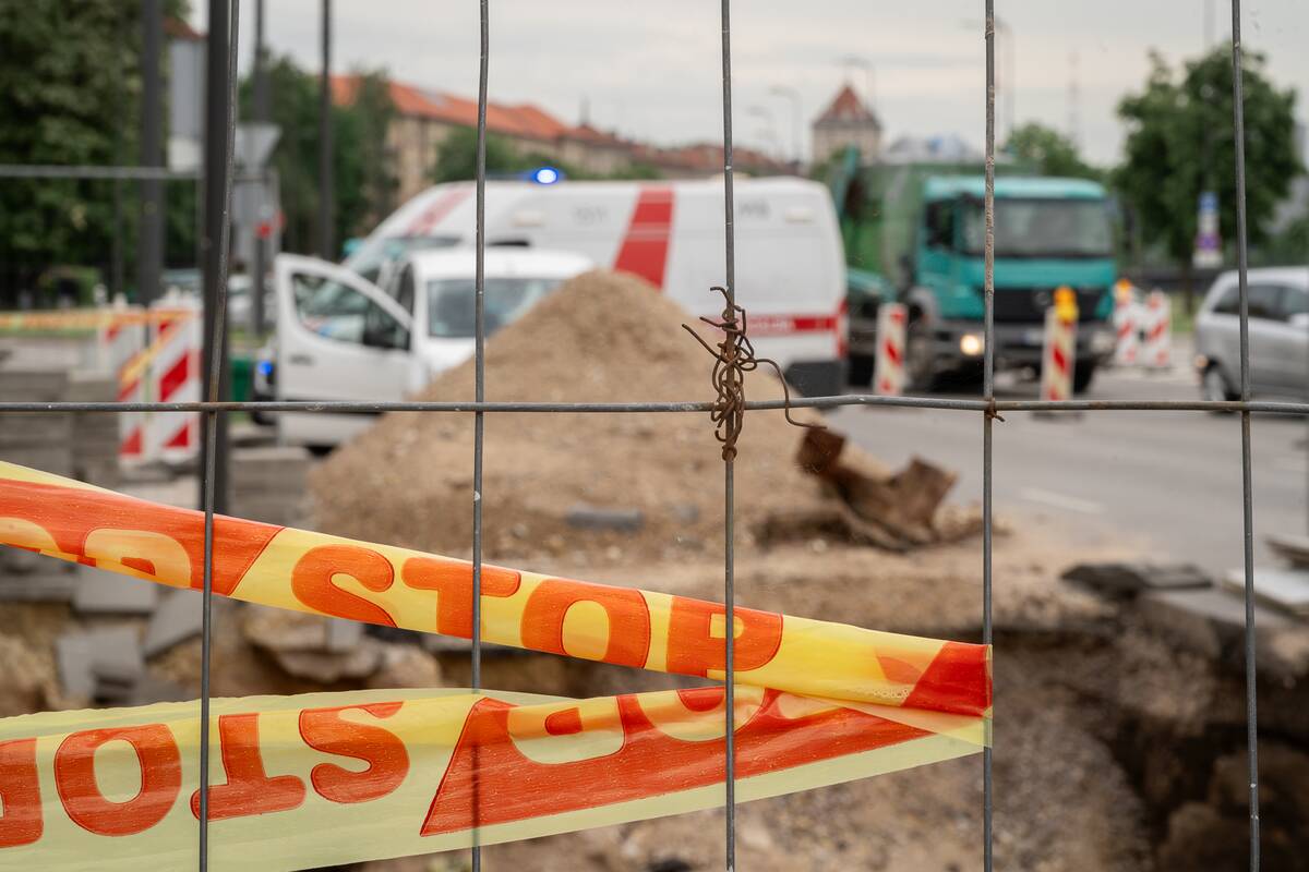 Miesto centre užsidegė kelininkų generatorius