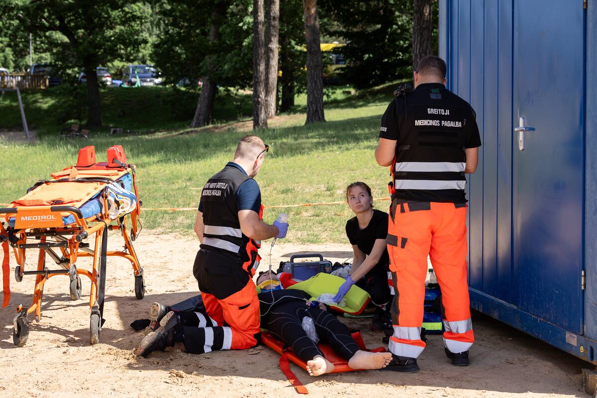 Gelbėjimo pratybos Kauno mariose