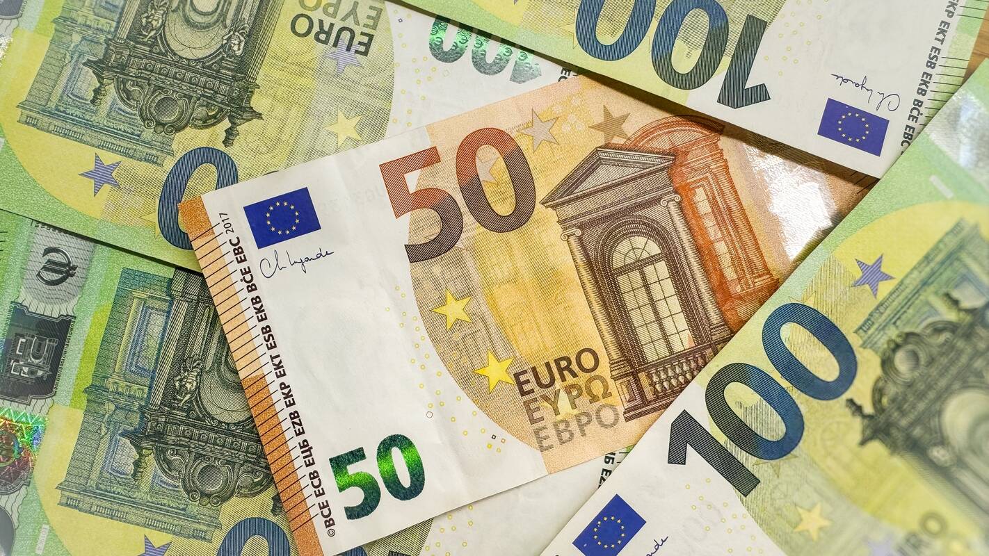 
<span>Darbdaviai ir profsąjungos deda vilčių į naują Vyriausybę</span>
