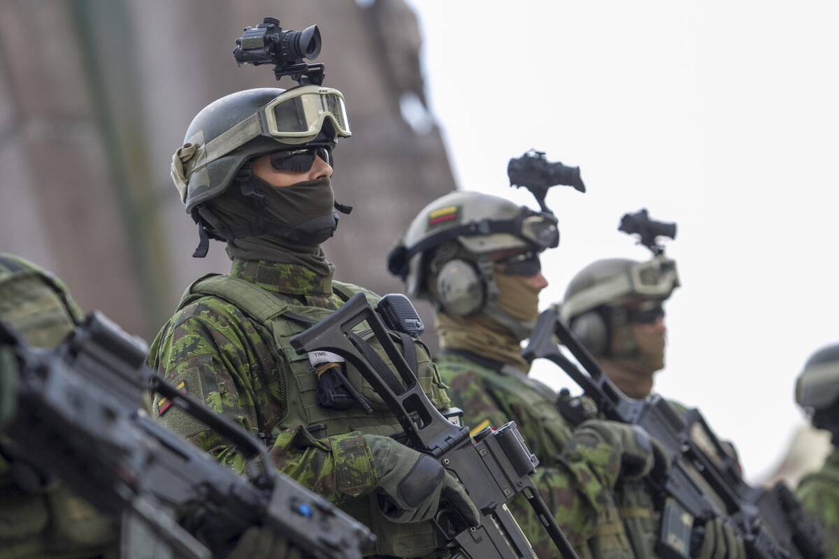 
<span>Seimas linkęs siųsti daugiau Lietuvos karių į operaciją Hormuzo sąsiauryje</span>
