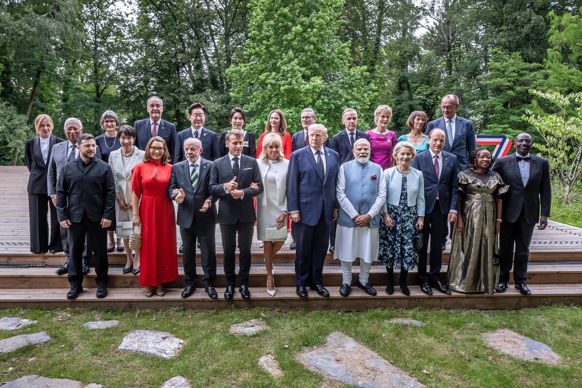 
<span>Bendroje deklaracijoje G7 žada remti Ukrainą ir įvesti sankcijas Rusijai</span>
