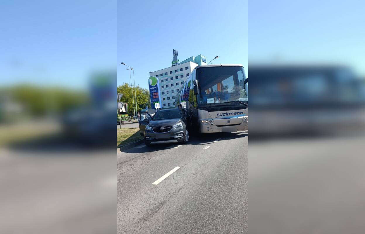 
<span>Avarija Klaipėdoje: susidūrė autobusas ir automobilis – policijos neprireikė</span>
