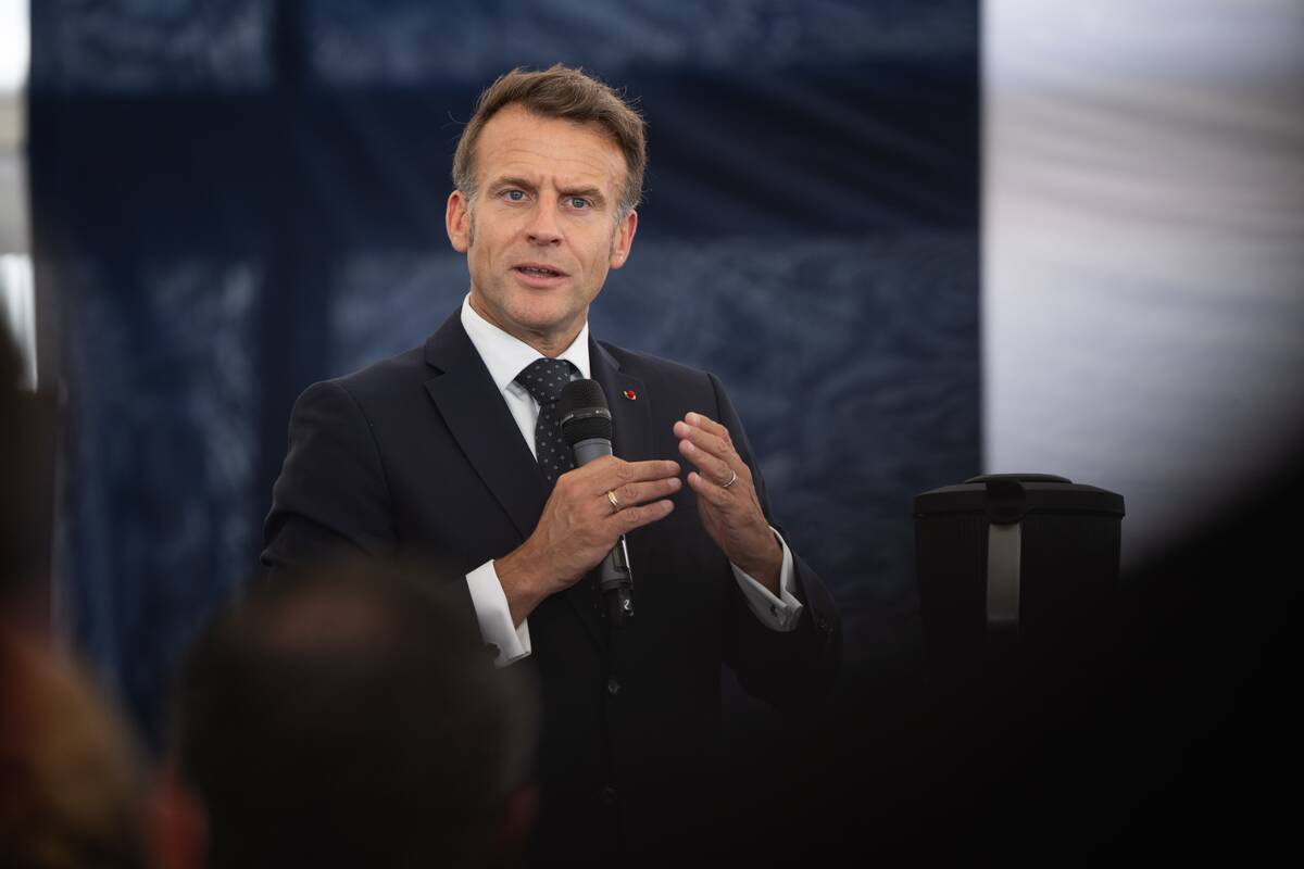 
<span>Macronas: Prancūzija ir partneriai sulaikė Rusijos naftos tanklaivį</span>

