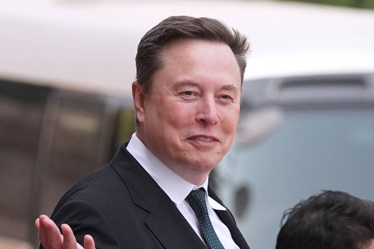 
<span>Ar „SpaceX“ debiutas biržoje pavers Eloną Muską trilijonieriumi?</span>
