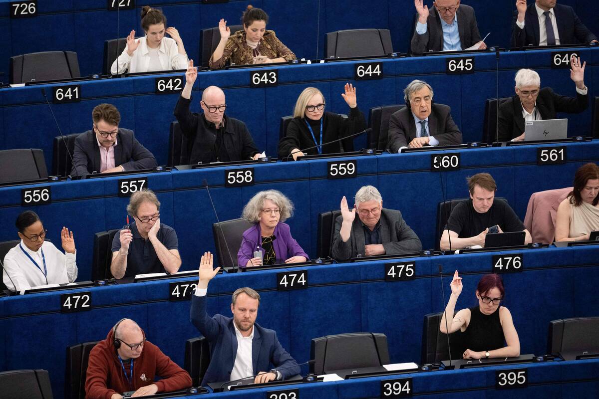 
<span>Europos Parlamentas patvirtino muitų susitarimą su Jungtinėmis Valstijomis</span>
