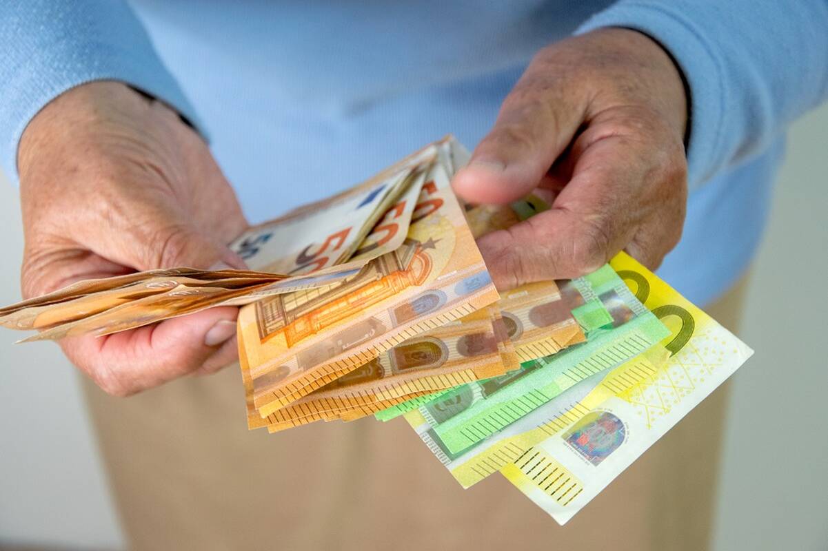 
<span>Vaidotas Rūkas: žmonės iš pensijų kaupimo traukiasi lėčiau</span>
