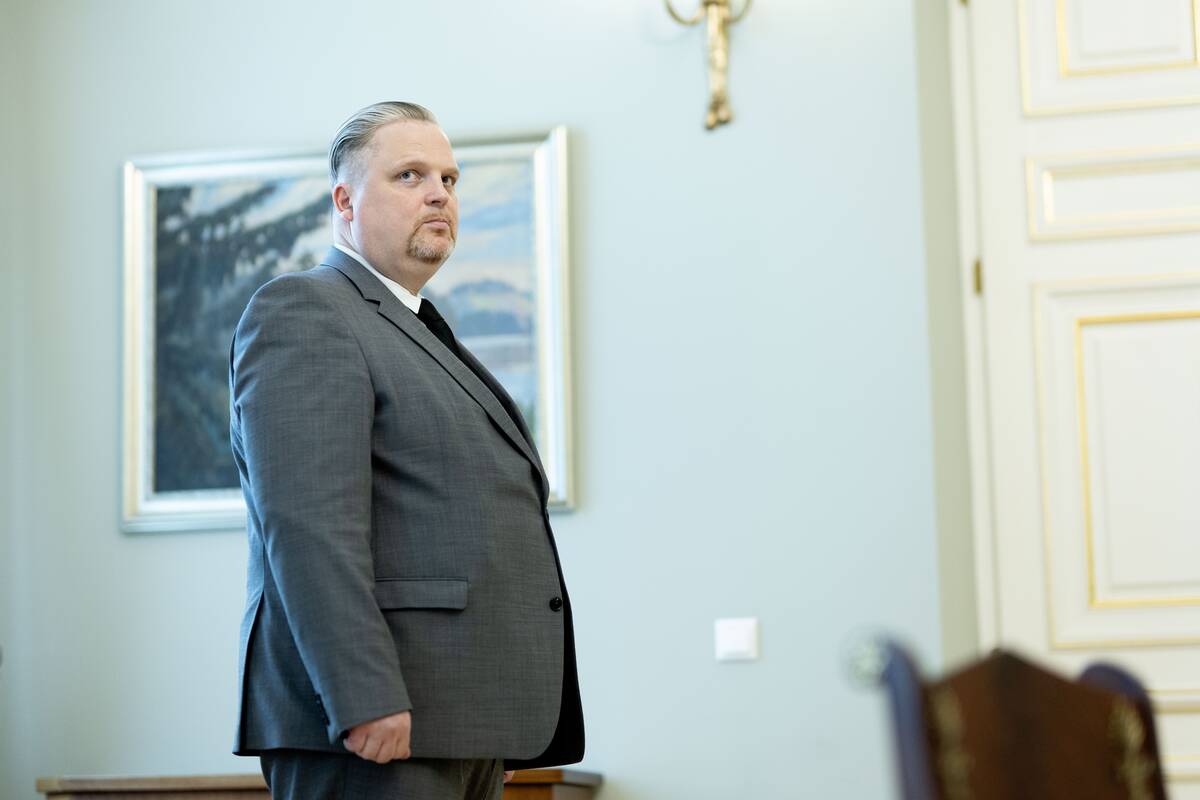 Prezidentas susitiko su kandidatu į finansų ministrus Taurimu Valiu