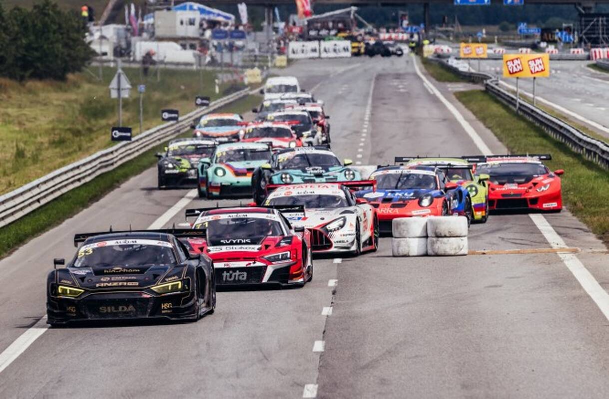 
<span>Jau šią savaitę Palangą užlies automobilių sporto gerbėjai: sugrįžta legendinės 1006 km lenktynės</span>
