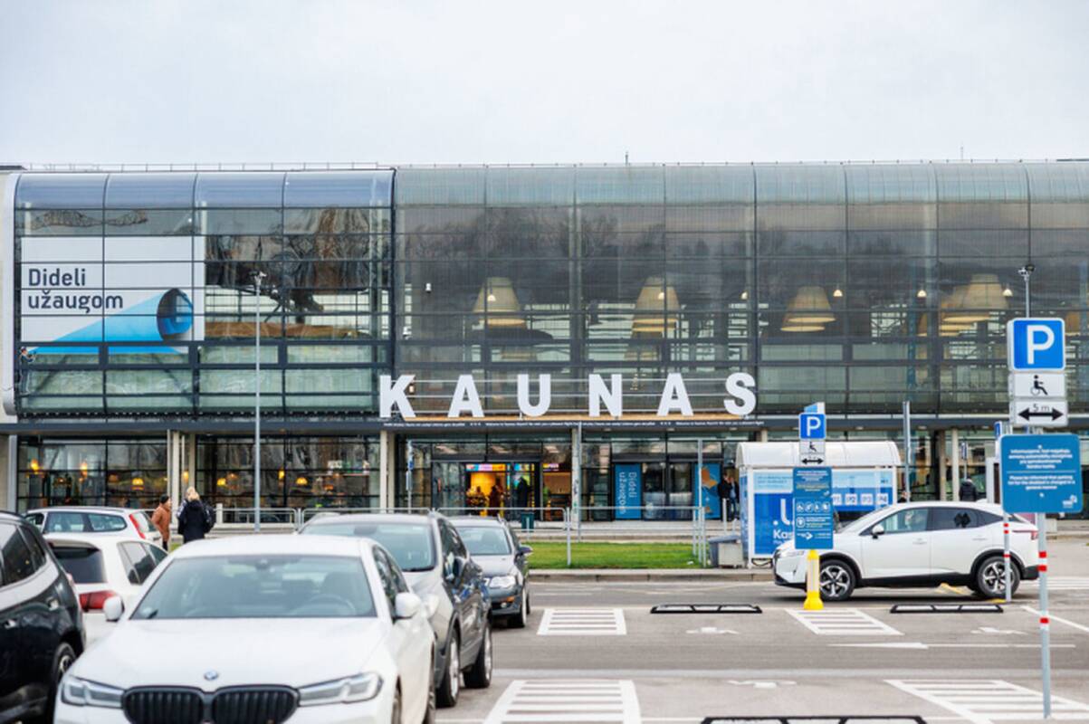 
<span>Planuojama už maždaug 30 mln. eurų atnaujinti Kauno oro uosto kilimo-tūpimo taką</span>
