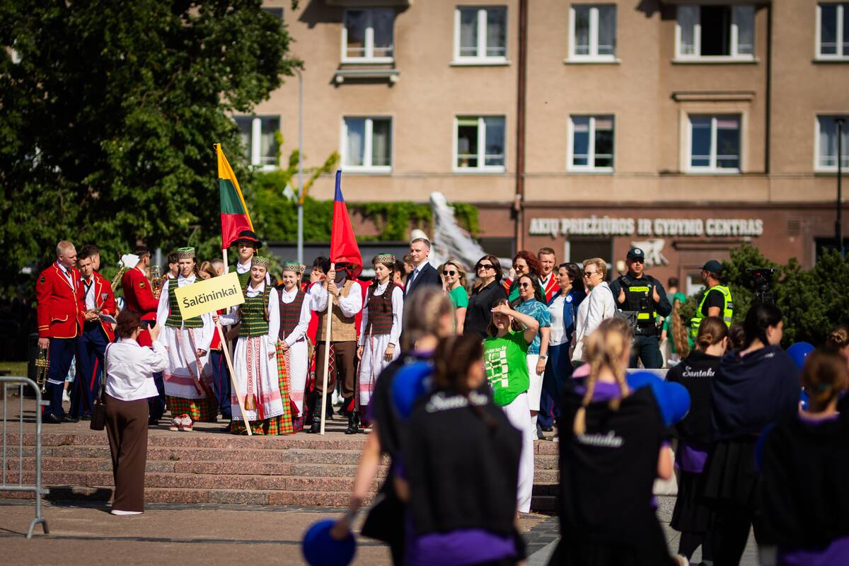 Lietuvos moksleivių dainų šventės eitynės