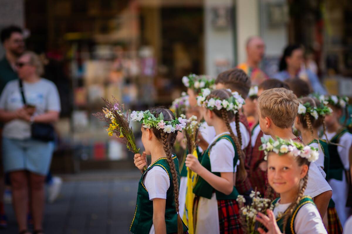 Lietuvos moksleivių dainų šventės eitynės