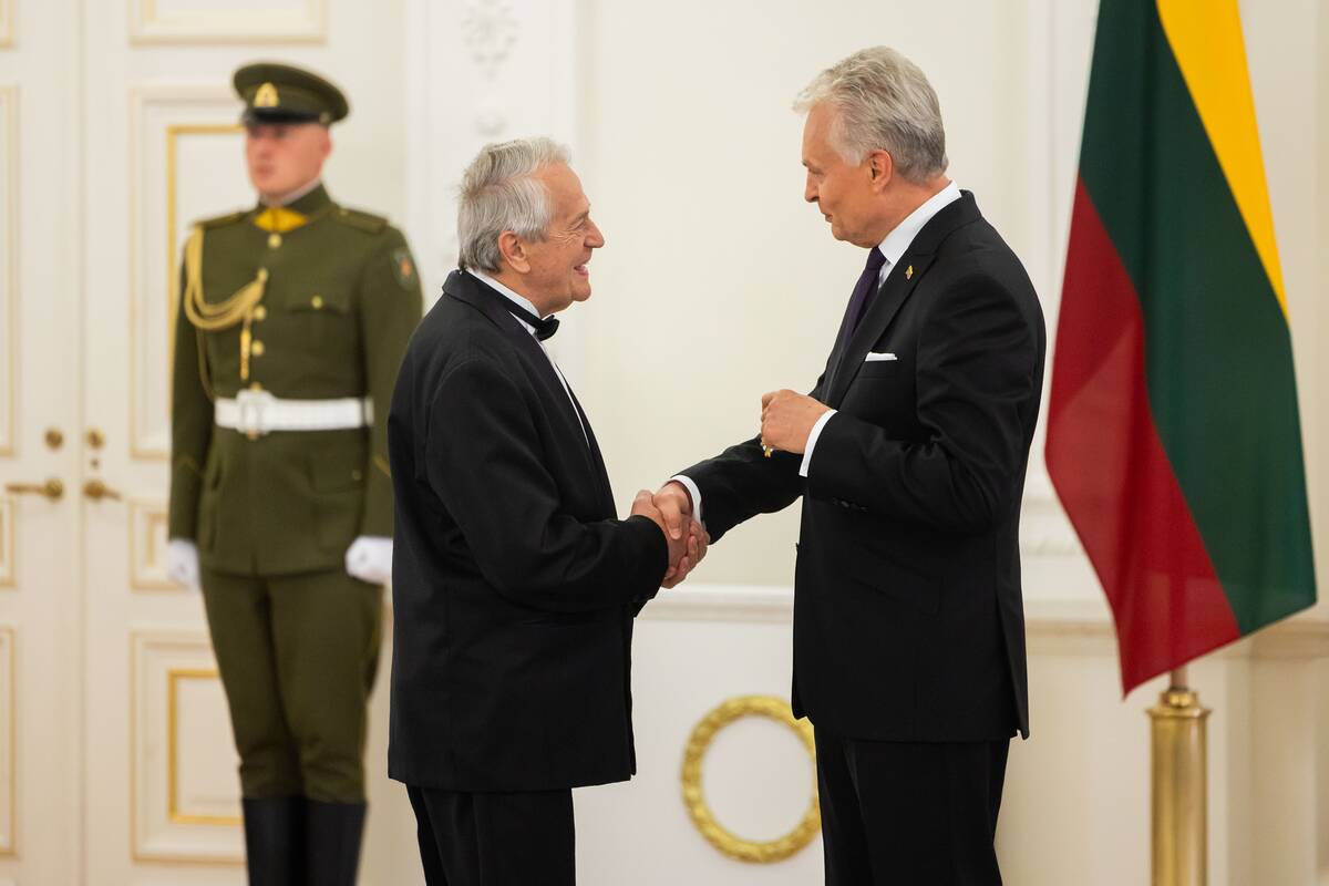 Valstybės apdovanojimų įteikimo ceremonija