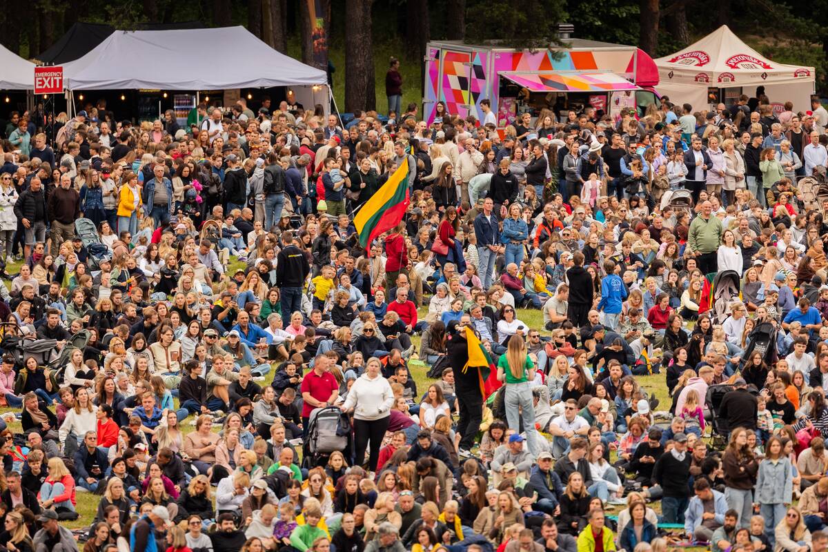 Dainų diena „Laiku. Ratu. Kartu“ Vingio parke