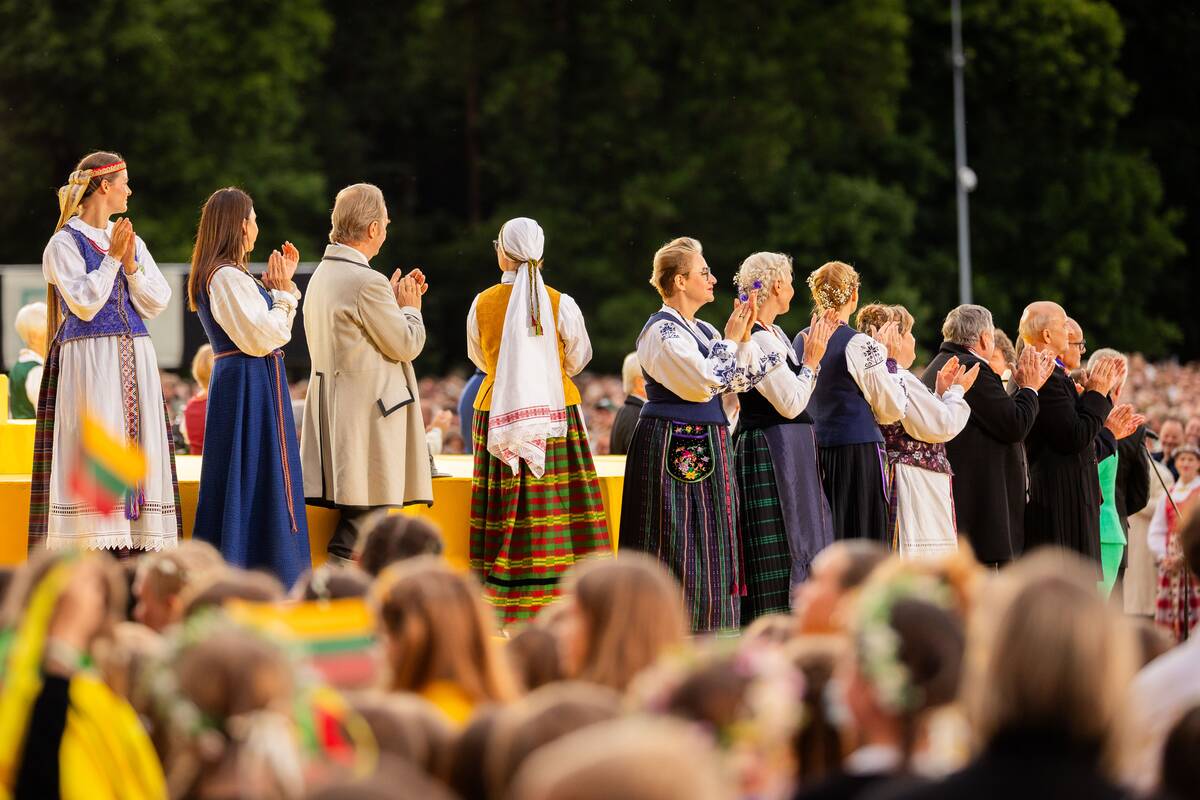 Dainų diena „Laiku. Ratu. Kartu“ Vingio parke