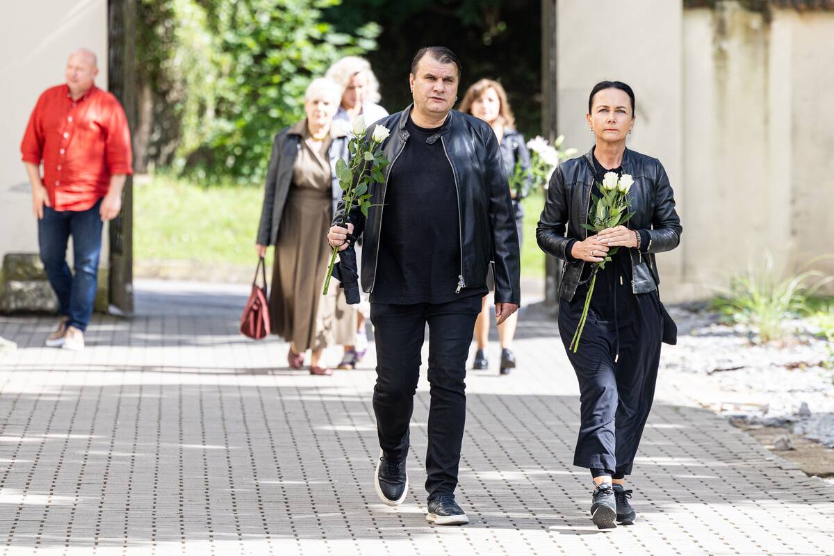 Vilniuje – atsisveikinimas su poetu Aidu Marčėnu