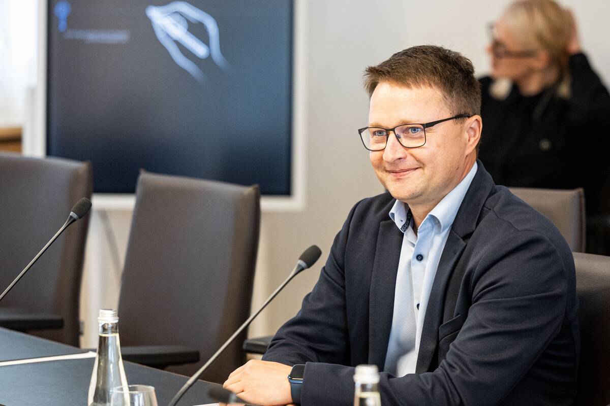 Pasitarimas dėl besitęsiančios šiukšlių krizės Vilniaus atliekų rūšiavimo gamykloje