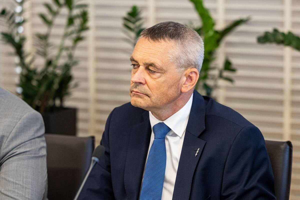 Pasitarimas dėl besitęsiančios šiukšlių krizės Vilniaus atliekų rūšiavimo gamykloje