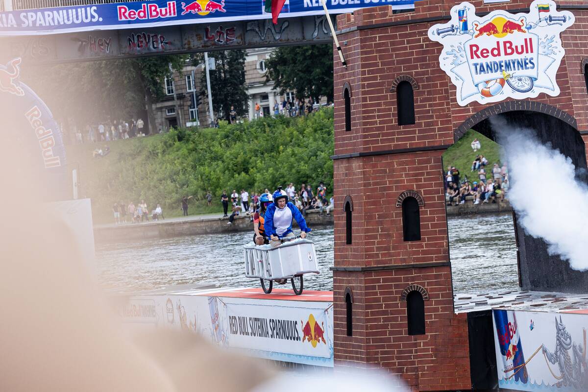 „Red Bull Tandemynės“