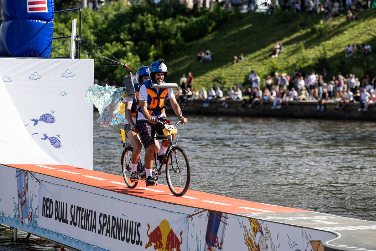 „Red Bull Tandemynės“