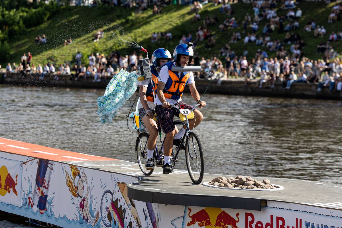 „Red Bull Tandemynės“