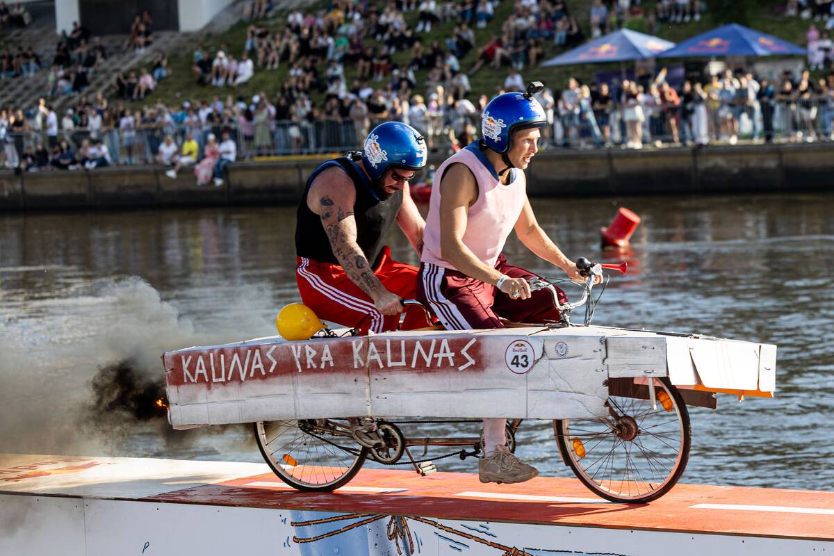 „Red Bull Tandemynės“