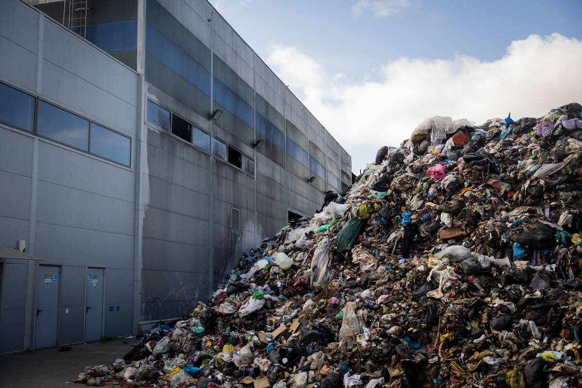 Spaudos konferencija Vilniaus regiono atliekų rūšiavimo gamykloje