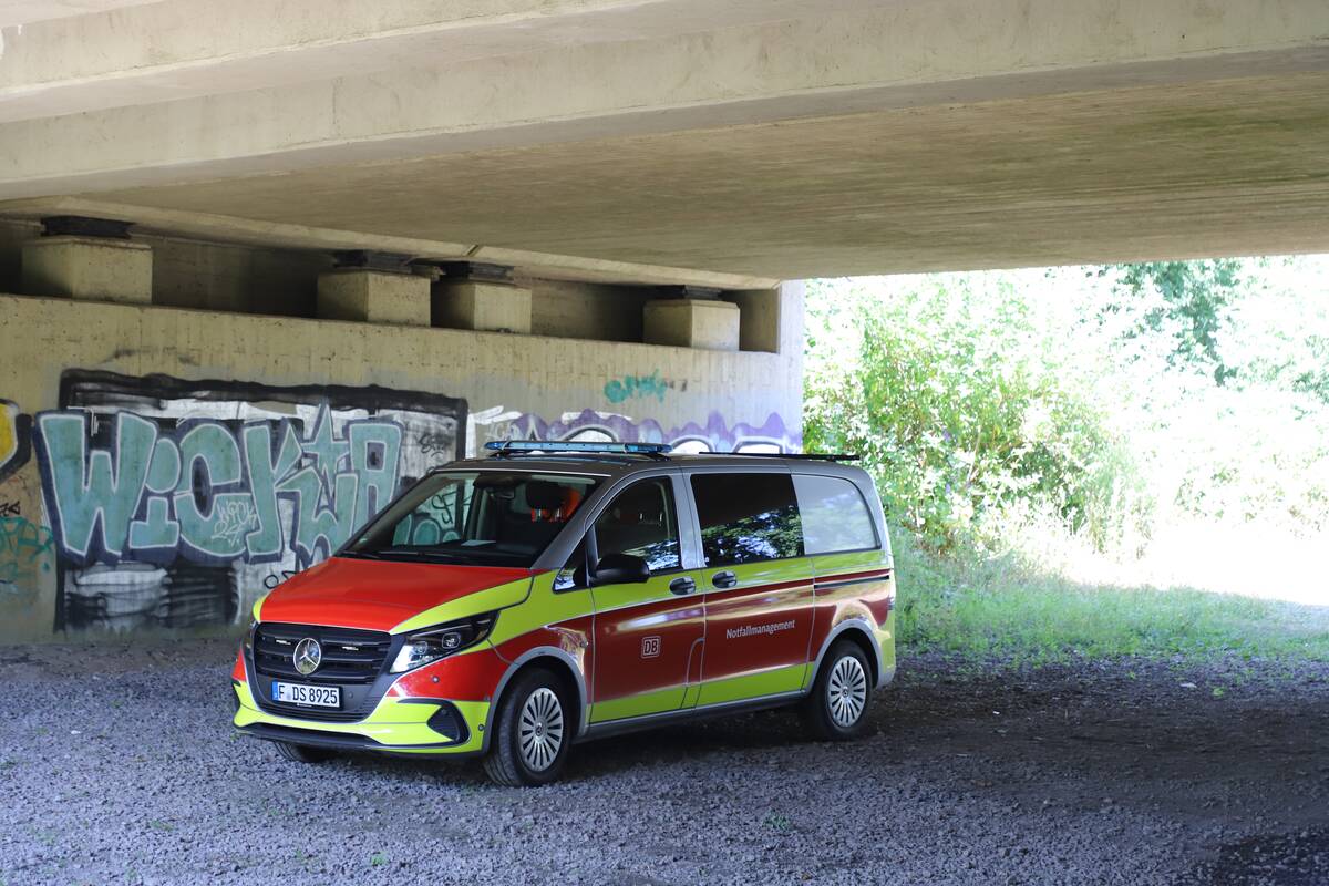 
<span>Vokietija tiria įtariamą geležinkelio sabotažą</span>
