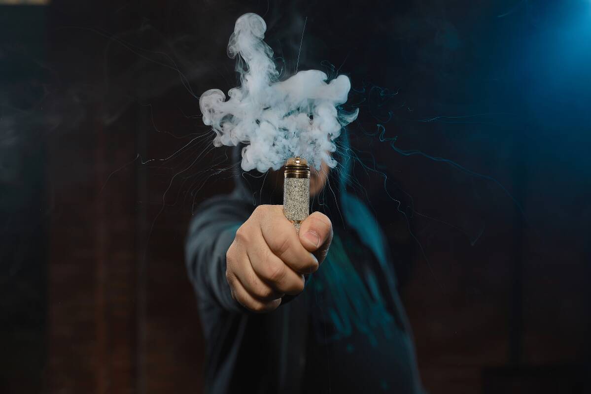 
<span>Prekybos elektroninėmis cigaretėmis byla: verslininkai nuslėpė milijoną eurų mokesčių</span>
