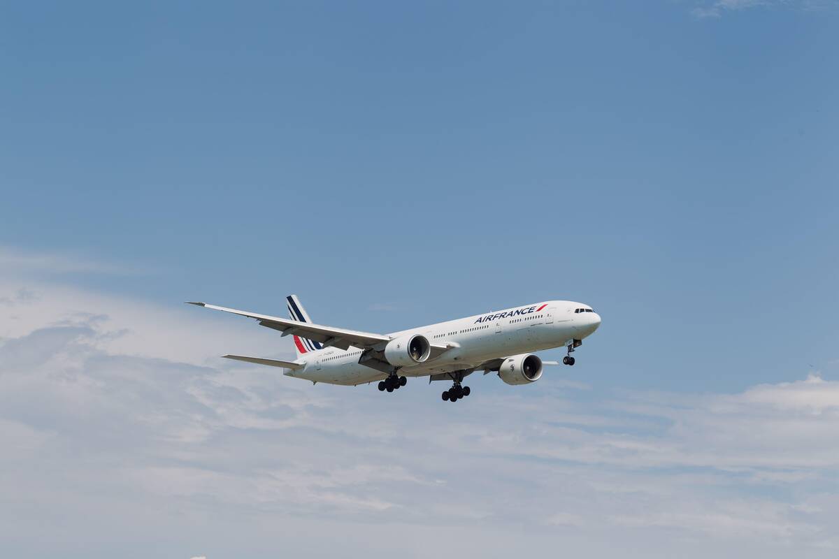 
<span>Mįslingas skrydis į pražūtį: „Boeing“ tiesiog ištirpo radarų ekranuose</span>
