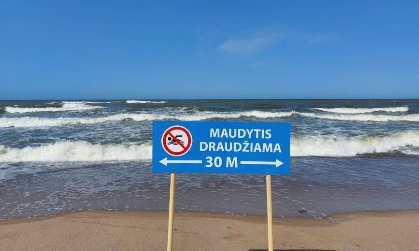 
<span>Gelbėtojai jau nebežino, ko griebtis: tėvų elgesys prie vandens šokiruoja</span>
