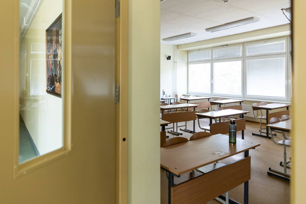 
<span>Kartelė 10-okams: premjeras sako, kad dėmesys sutelktas ne ten</span>
