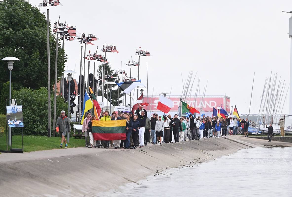 Prasidėjo Europos 420 ir 470 jachtų klasių jaunimo čempionatas