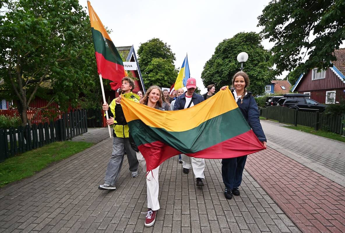 Prasidėjo Europos 420 ir 470 jachtų klasių jaunimo čempionatas