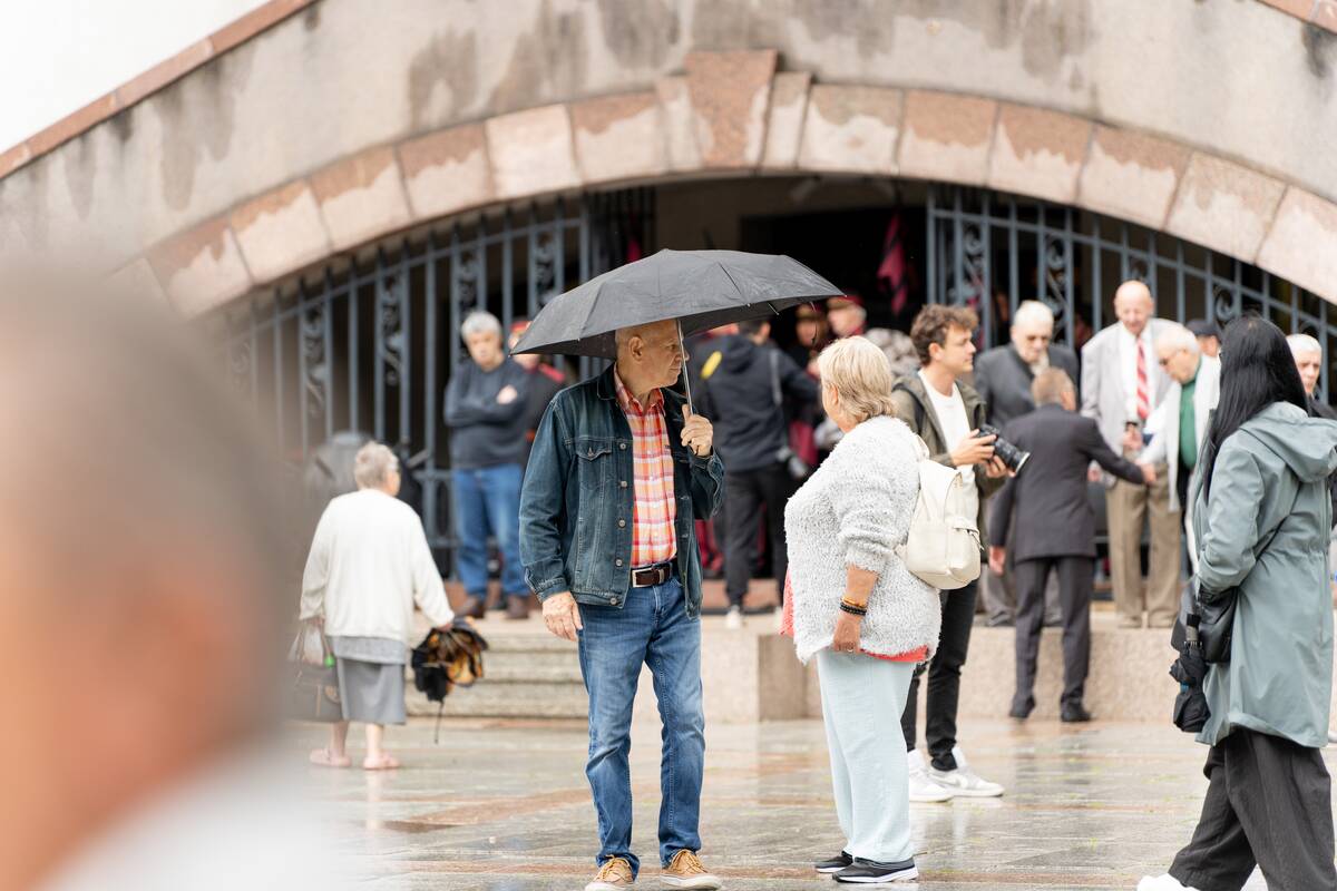 Kaune Valstybės diena – po skėčiais, bet su tradicijomis
