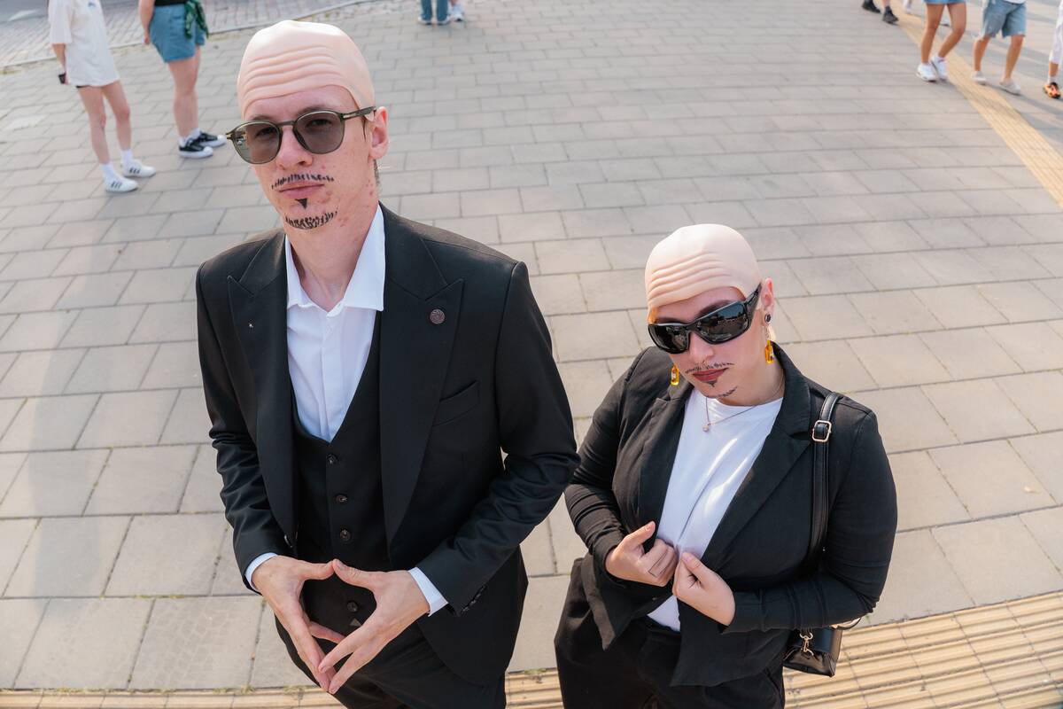 Gerbėjai renkasi į Pitbull'io koncertą  